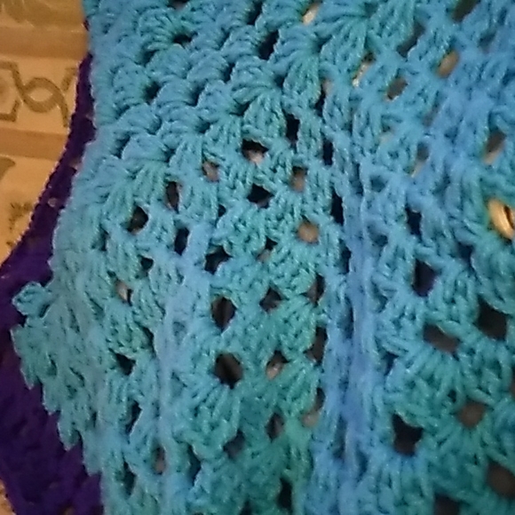 Afghan (crochet) - Picture 3 of 4